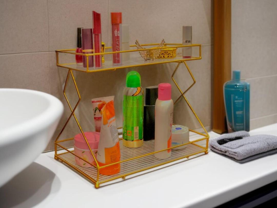 Stylish Cosmetic Shelf Makeup Rack Organizer